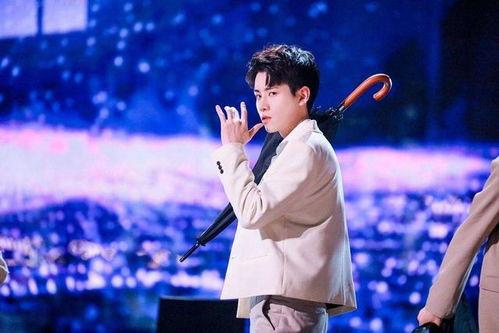 网红r1se最新爆料,揭秘偶像背后的故事与成长历程 第2张 网红r1se最新爆料,揭秘偶像背后的故事与成长历程 第2张